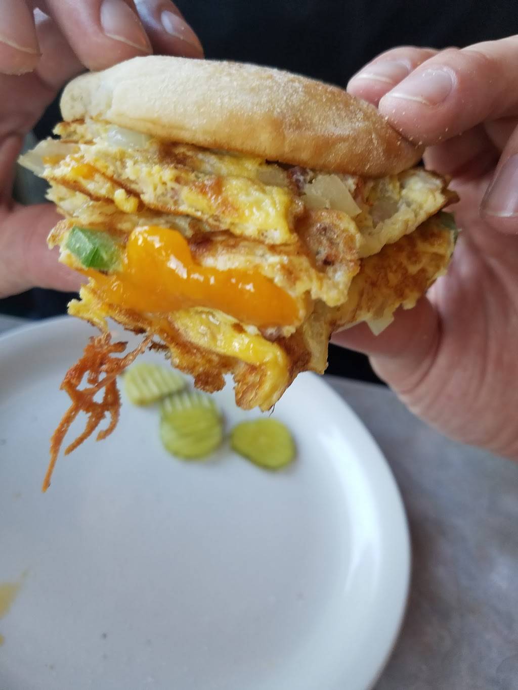 Angels Restaurant | restaurant | 1401 E John St, Appleton, WI 54915, USA | 9209938847 OR +1 920-993-8847