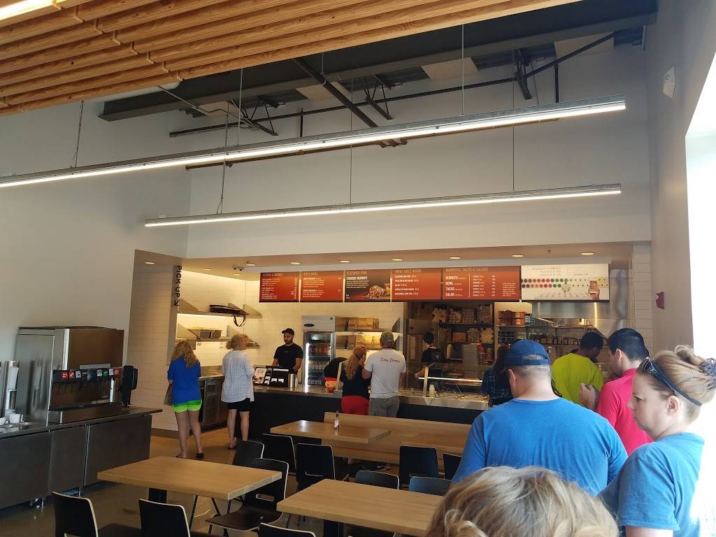 Chipotle Mexican Grill | restaurant | 135 Bluebell Dr SW, New Philadelphia, OH 44663, USA | 3303089375 OR +1 330-308-9375