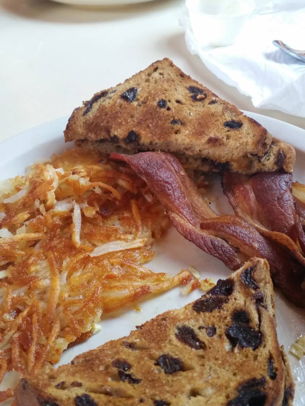 Garden of Eatin | restaurant | 19847 E Gale Ave, Galesville, WI 54630, USA | 6085824366 OR +1 608-582-4366