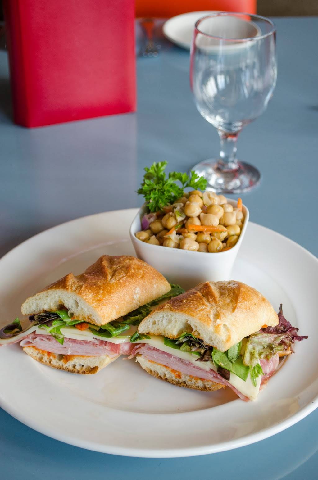 Skylark Diner & Lounge | restaurant | 17 Wooding Ave, Edison, NJ 08817, USA | 7327777878 OR +1 732-777-7878