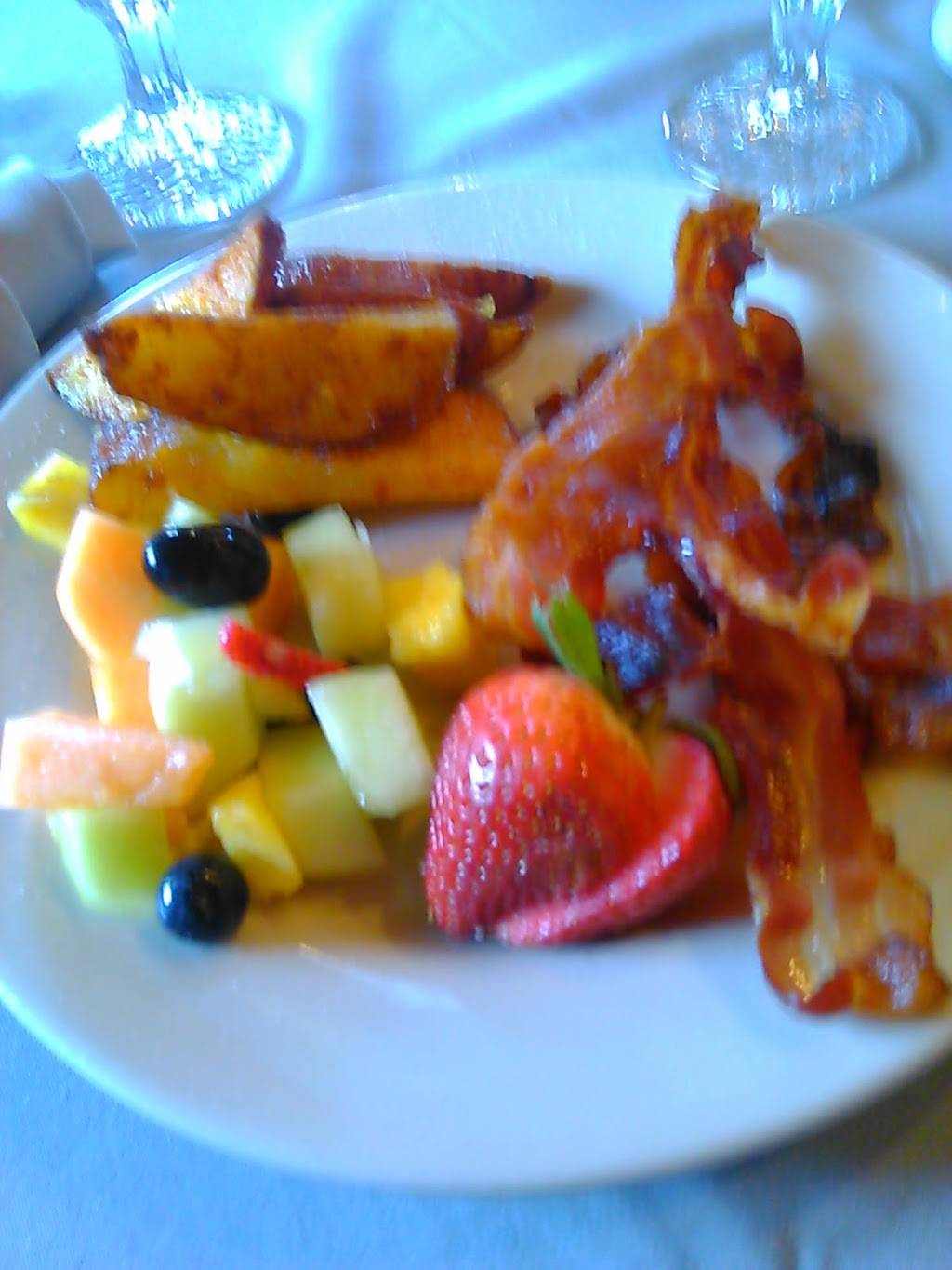 The Common Man | restaurant | 88 Range Rd, Windham, NH 03087, USA | 6038980088 OR +1 603-898-0088