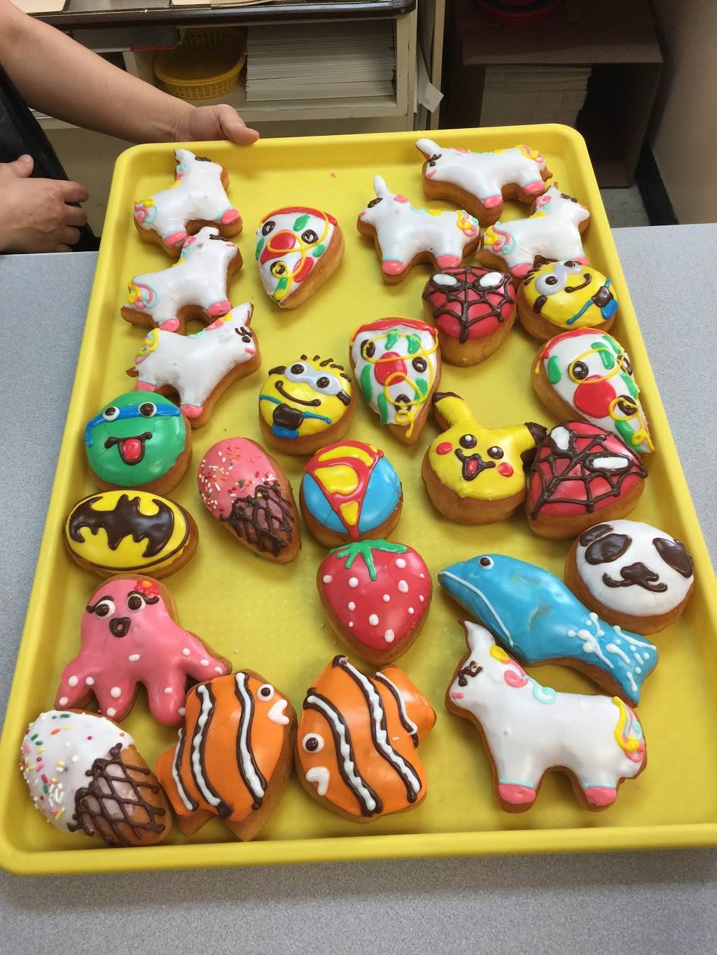 Joys Donuts | restaurant | 6536-6598 S 67th E Ave, Tulsa, OK 74145, USA | 9187797724 OR +1 918-779-7724