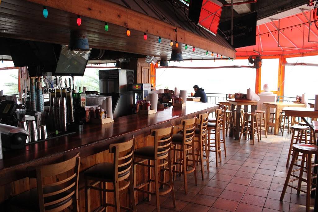 Hooters | meal takeaway | 17 S Atlantic Blvd Unit 304, Fort Lauderdale, FL 33316, USA | 9547670014 OR +1 954-767-0014