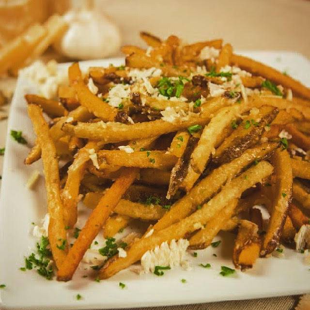 Blue Dog Beer Tavern | restaurant | 4524 Saugus Ave, Sherman Oaks, CA 91403, USA | 8189902583 OR +1 818-990-2583