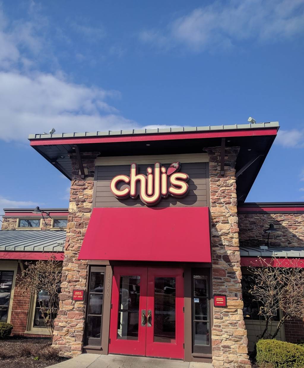Chilis Grill & Bar | restaurant | 18900 East 39th St S, Independence, MO 64057, USA | 8167950100 OR +1 816-795-0100