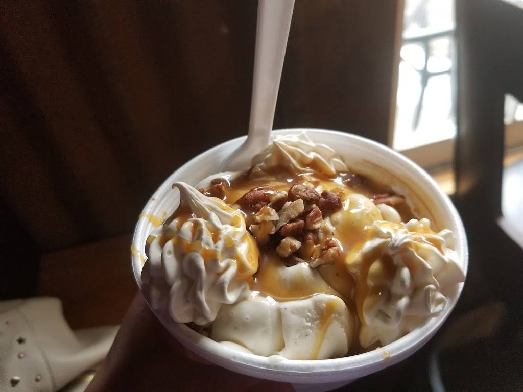 Grind N Crepe | restaurant | 301 Commerce St, Occoquan, VA 22125, USA | 5715723258 OR +1 571-572-3258