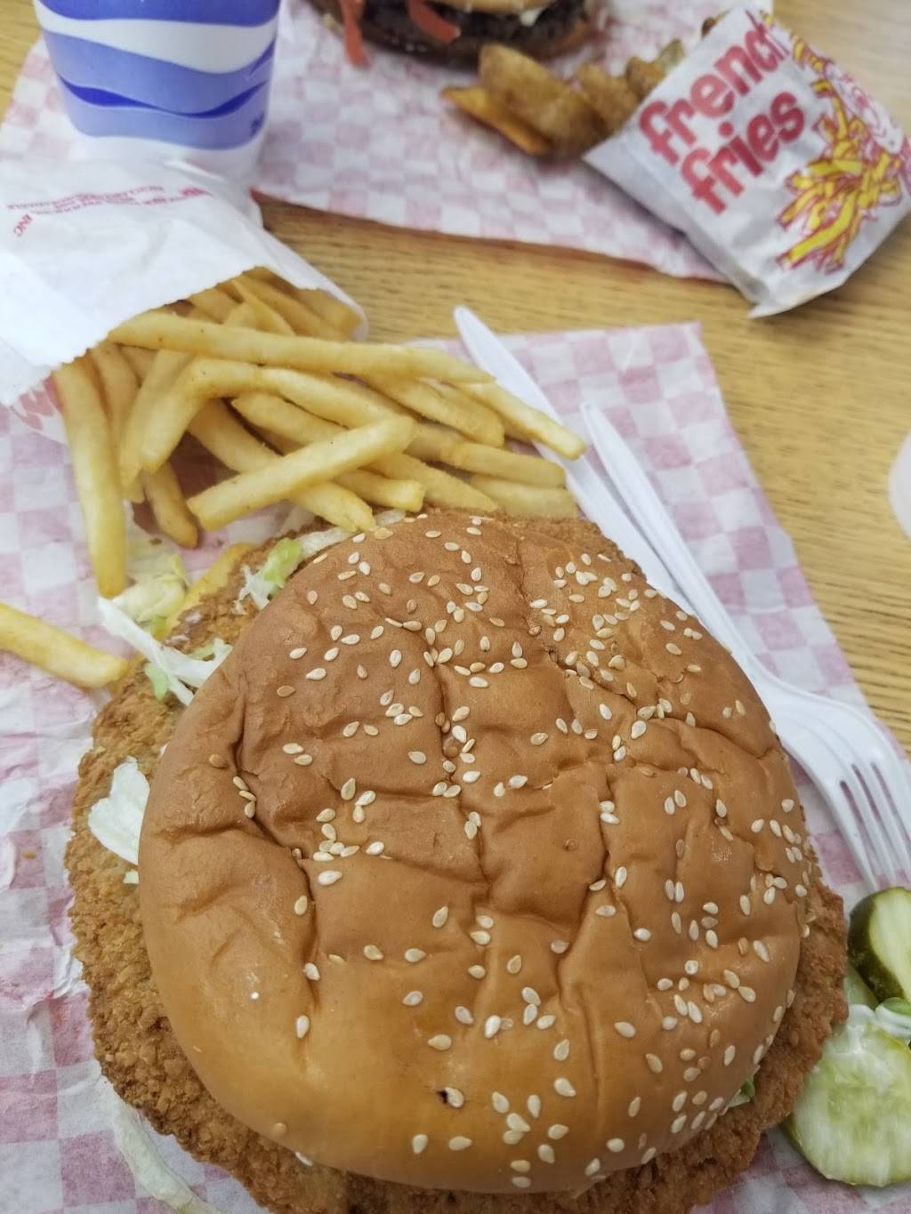 Big Dans | restaurant | 5925 Massachusetts Ave, Indianapolis, IN 46218, USA | 3175472254 OR +1 317-547-2254