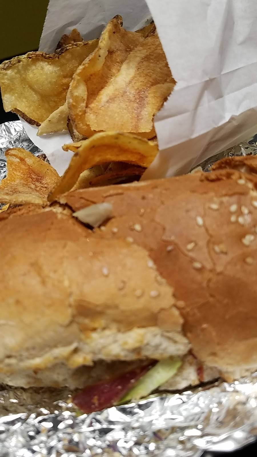 Loafin Joes | restaurant | 201 W Mountain St, Fayetteville, AR 72701, USA | 4794439944 OR +1 479-443-9944