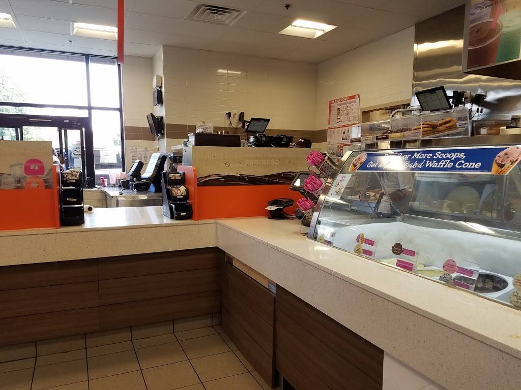 Dunkin | cafe | 2101 Sheridan Rd, Zion, IL 60099, USA | 8478722700 OR +1 847-872-2700