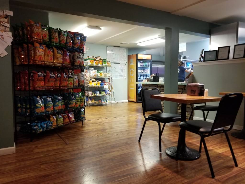 Dixons Hoagie Hut | restaurant | 715 N State St, Clarks Summit, PA 18411, USA | 5703199147 OR +1 570-319-9147