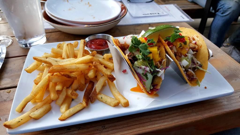 Eureka! | restaurant | 580 W 1st St, Claremont, CA 91711, USA | 9094458875 OR +1 909-445-8875