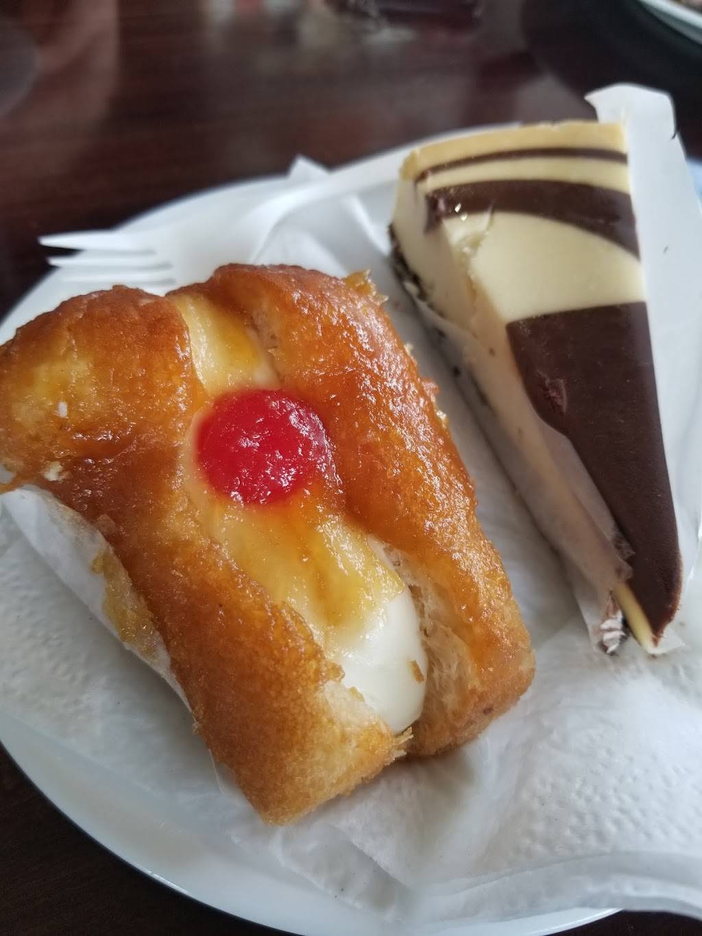 Euro Hot Table & Desserts | restaurant | 5978 King Rd, Nobleton, ON L0G 1N0, Canada | 9058599020 OR +1 905-859-9020