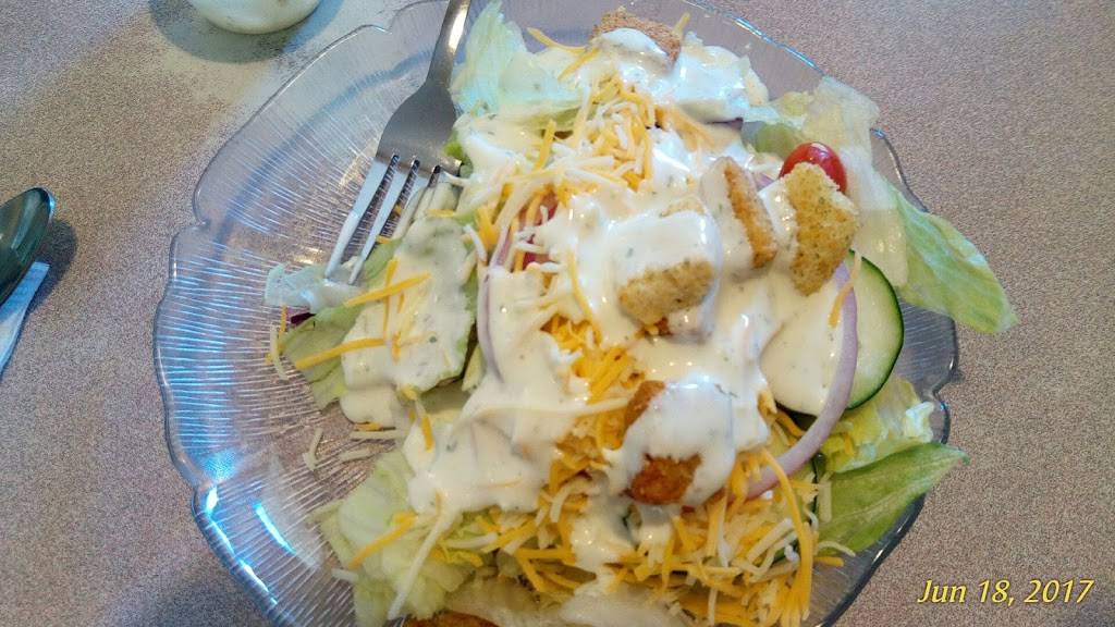 Breakwater Restaurant | restaurant | 1111 E Cloverland Dr, Ironwood, MI 49938, USA | 9069328400 OR +1 906-932-8400