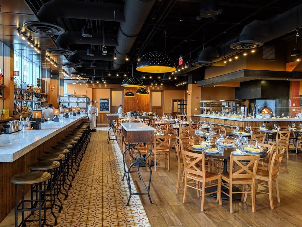 Babbo Pizzeria e Enoteca | restaurant | 11 Fan Pier Boulevard, Boston, MA 02210, USA | 6174214466 OR +1 617-421-4466