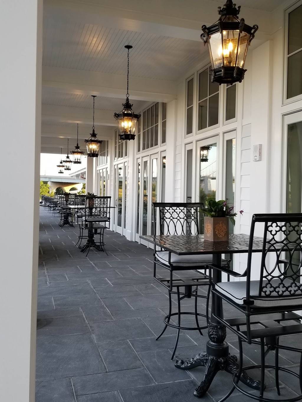 The Waterfront NYC | restaurant | 500 Hutchinson River Pkwy, Bronx, NY 10465, USA | 7184141577 OR +1 718-414-1577