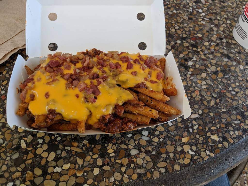 Rallys | restaurant | 1345 W Camelback Rd, Phoenix, AZ 85013, USA | 6026752255 OR +1 602-675-2255