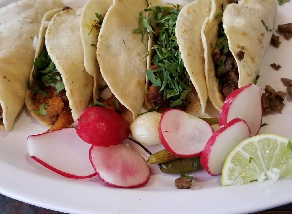 Tacos El Nevado | restaurant | 4640 South Blvd, Charlotte, NC 28209, USA | 7045294477 OR +1 704-529-4477