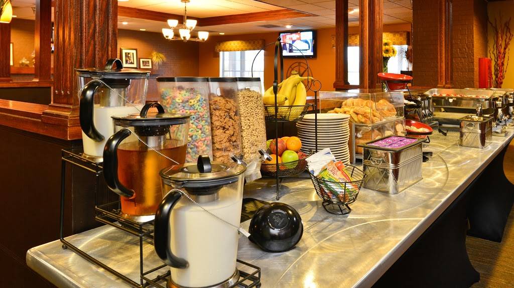 Prairie Grille | restaurant | 100 W 76th St, Davenport, IA 52806, USA | 5633866900 OR +1 563-386-6900