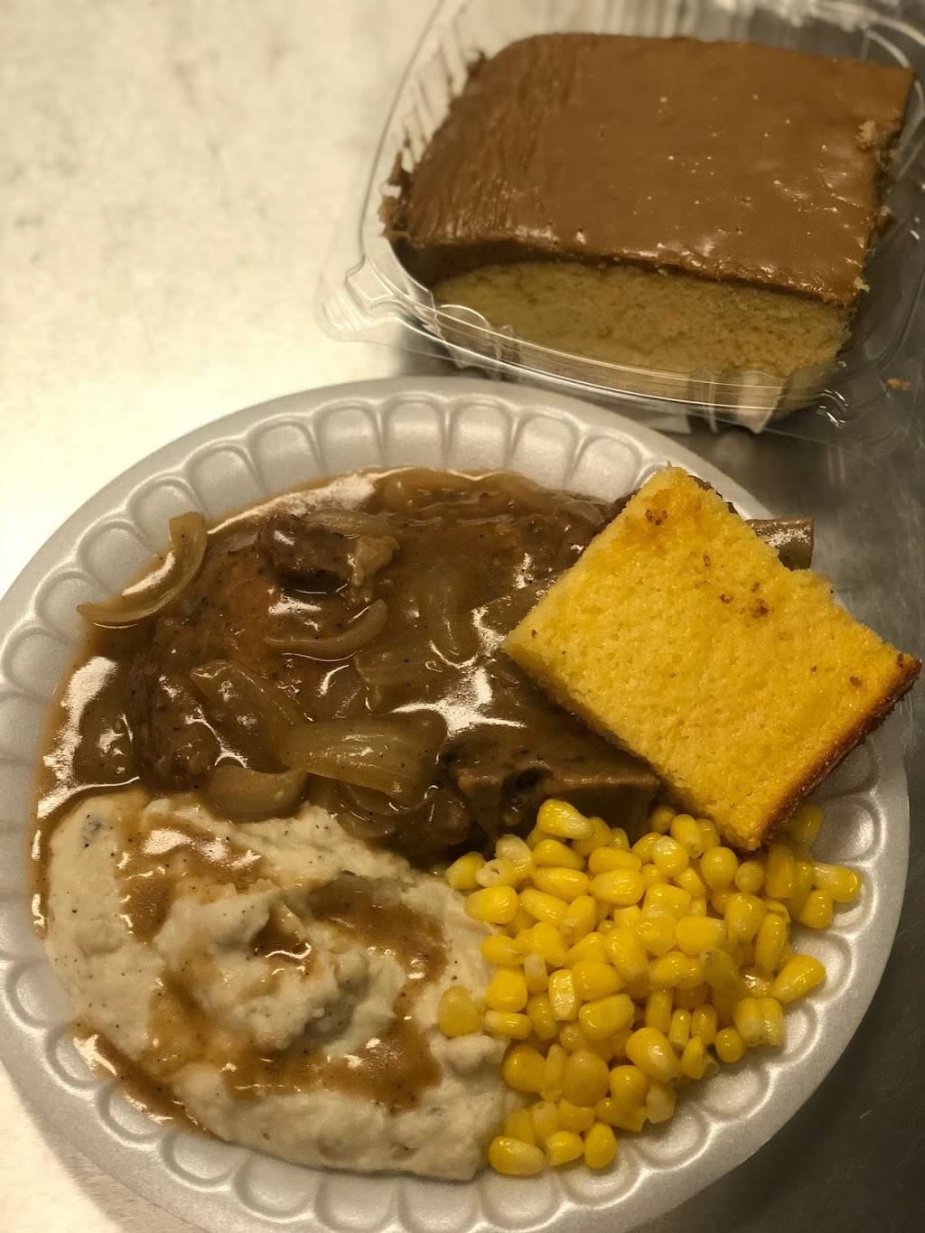 Mamas Kitchen | restaurant | 603 N 26th St, Louisville, KY 40212, USA | 5025655760 OR +1 502-565-5760