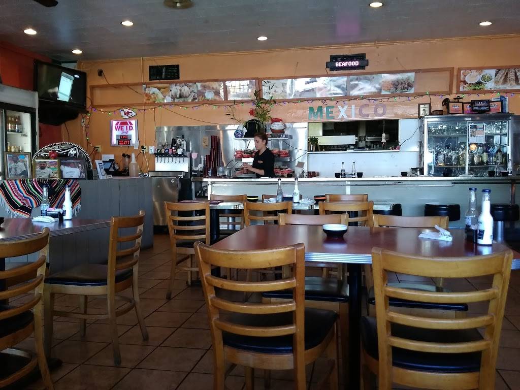 Palominos Restaurant | restaurant | 10219 US-24, Independence, MO 64053, USA | 8168333270 OR +1 816-833-3270