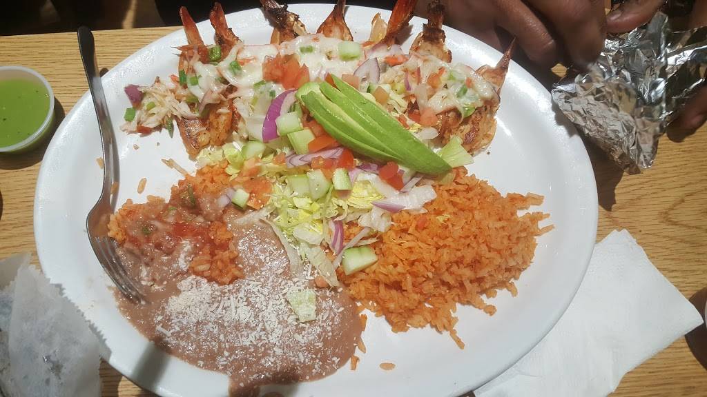 Sabroso Restaurante | restaurant | 14531 Rd 192, Poplar, CA 93257, USA | 5597829520 OR +1 559-782-9520