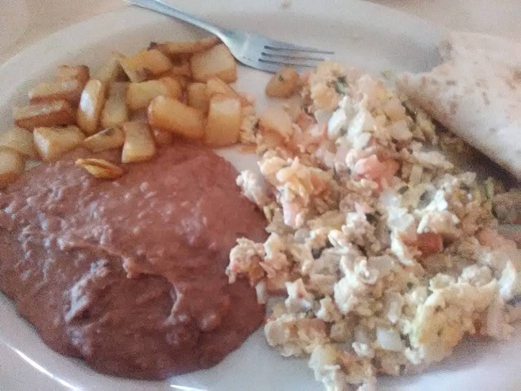 Don Jesus Restaurante | restaurant | 1201 3rd St, Pleasanton, TX 78064, USA | 8305693963 OR +1 830-569-3963