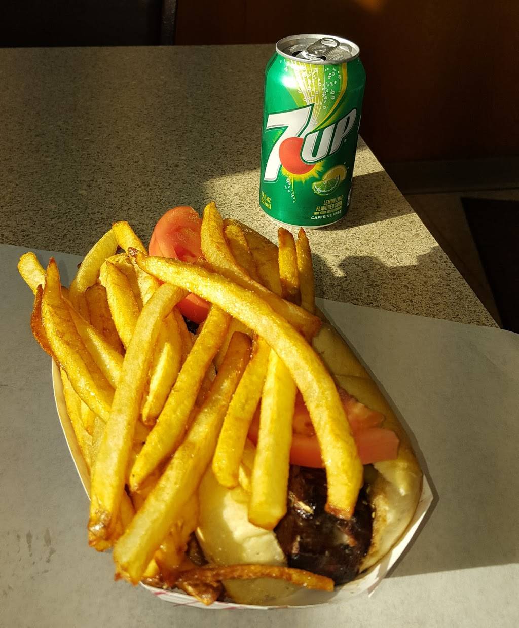 Mr Ds Shish-Kabobs | restaurant | 6656 W Diversey Ave, Chicago, IL 60707, USA | 7736370042 OR +1 773-637-0042