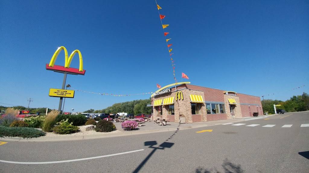 McDonalds | cafe | 650 2nd St NE, Aitkin, MN 56431, USA | 2189272120 OR +1 218-927-2120