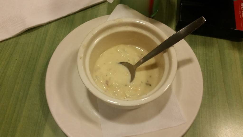 Friendlys | restaurant | Whitney Memorial Hwy, 3075 NY-50, Saratoga Springs, NY 12866, USA | 5185831598 OR +1 518-583-1598