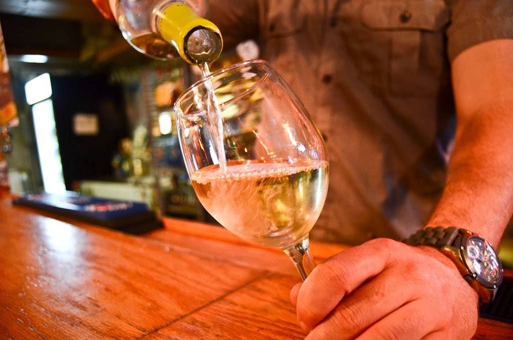 Garys Dewey Beach Grill / 38-75 Brewing | restaurant | 2000 Coastal Hwy, Dewey Beach, DE 19971, USA | 3022278519 OR +1 302-227-8519