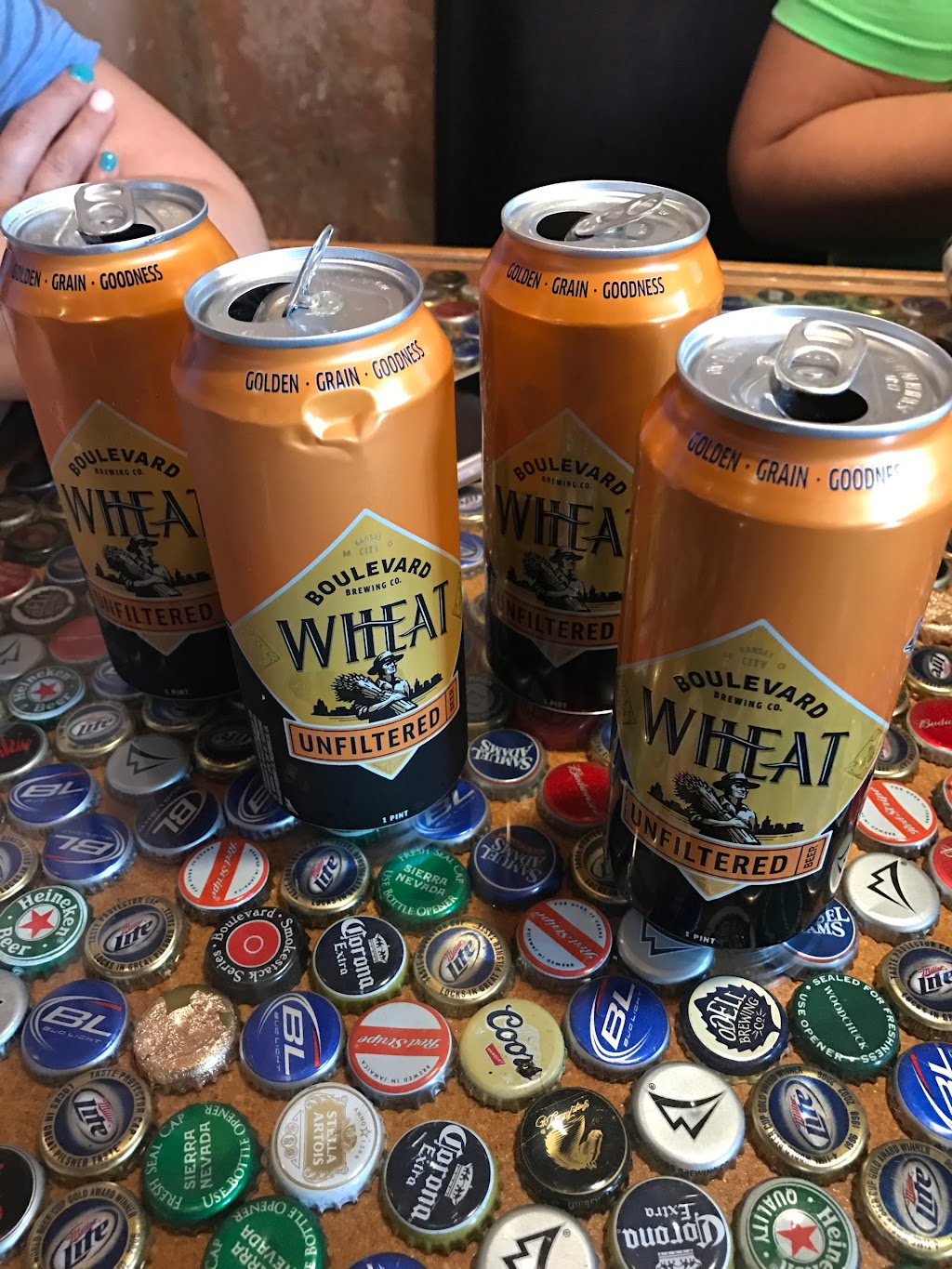 Gambals Social Club | restaurant | 4116 Pennsylvania Ave, Kansas City, MO 64111, USA | 8162986477 OR +1 816-298-6477