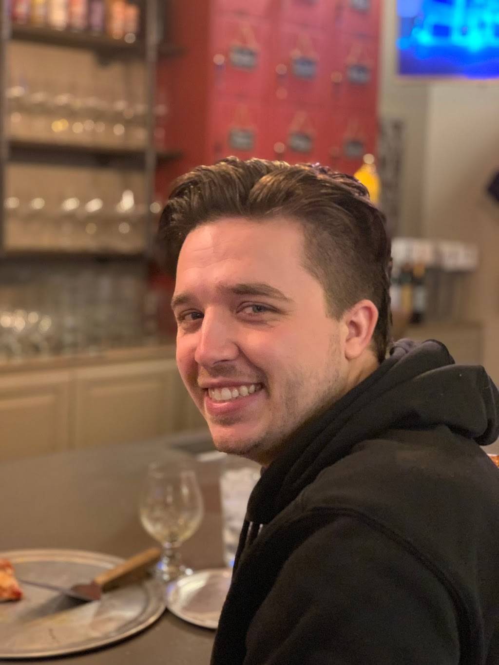 Brick & Brews | restaurant | 32907 Tamina Rd suite e, Magnolia, TX 77354, USA | 2817897910 OR +1 281-789-7910