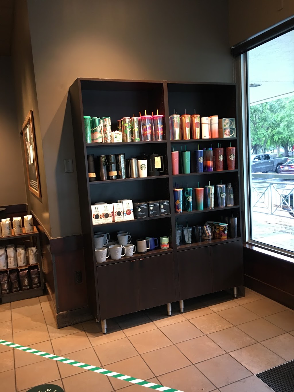 Starbucks | cafe | 3305 Sheridan St, Hollywood, FL 33021, USA | 9549891231 OR +1 954-989-1231