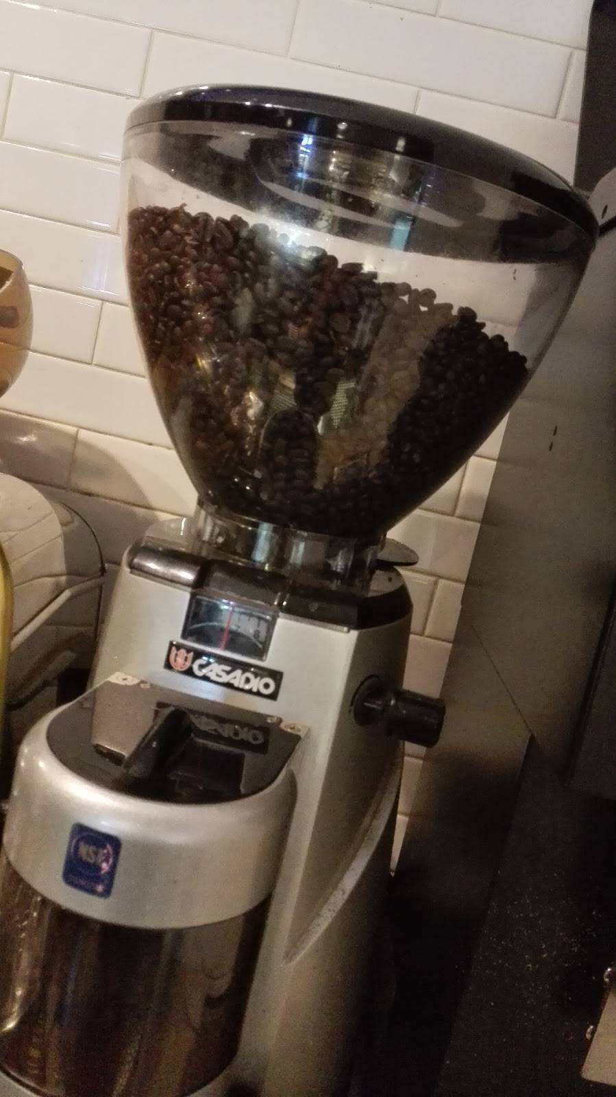 Battery Place Market | restaurant | 240 Murray Street, New York, NY 10282, USA | 2123236965 OR +1 212-323-6965