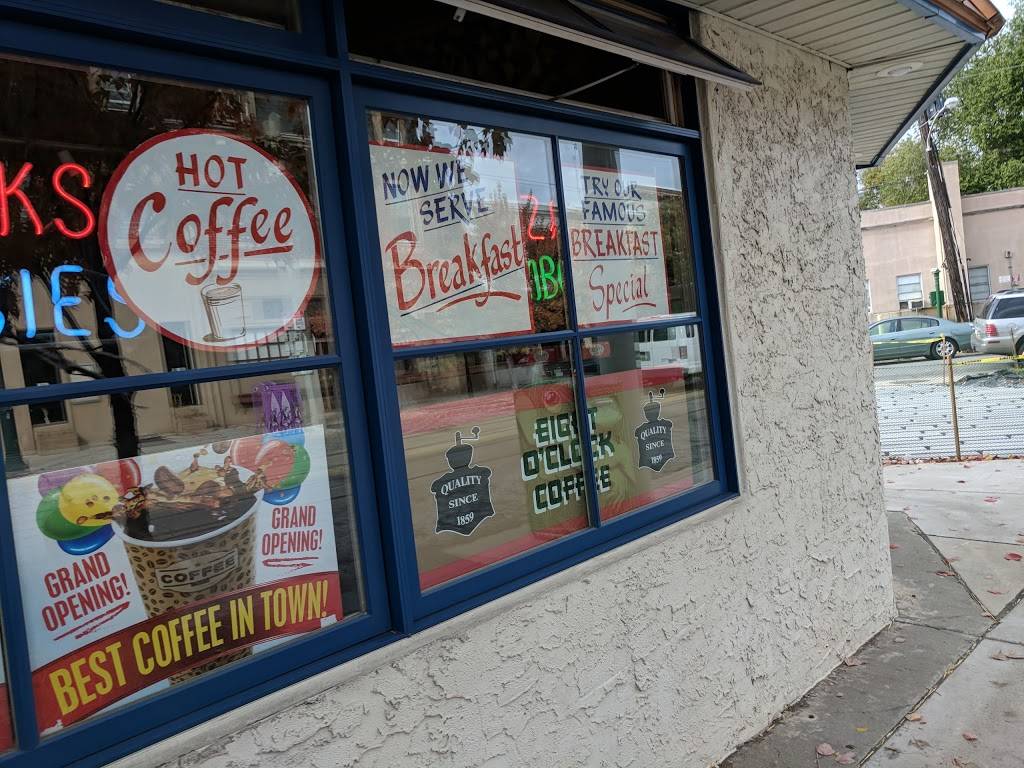 Finos Pizzeria & Restaurant | restaurant | 2110, 6784 Germantown Ave, Philadelphia, PA 19119, USA | 2158441188 OR +1 215-844-1188