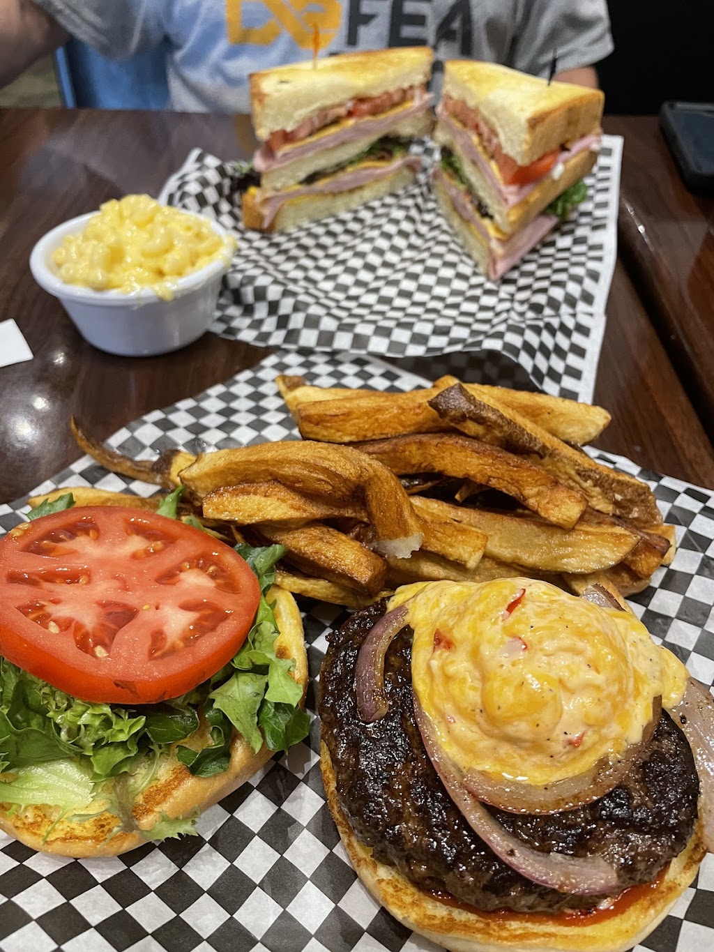 Calhoun Southern Grill | restaurant | 17932 Main St N #3, Blountstown, FL 32424, USA | 8503541970 OR +1 850-354-1970