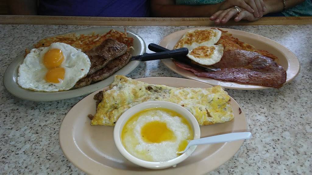 Harveys The Breakfast Place, LLC | restaurant | 823 S Memorial Dr, Greenville, NC 27834, USA | 2527581084 OR +1 252-758-1084