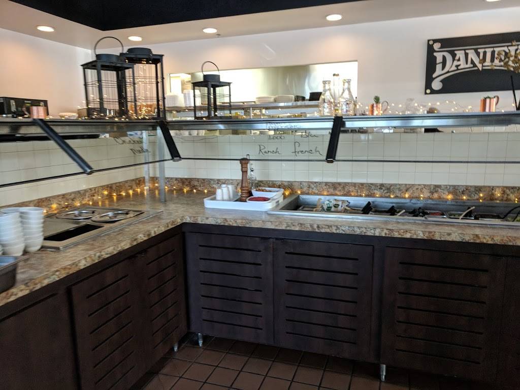 Daniels Restaurant | restaurant | 504 Mantorville Ave S, Kasson, MN 55944, USA | 5076347775 OR +1 507-634-7775