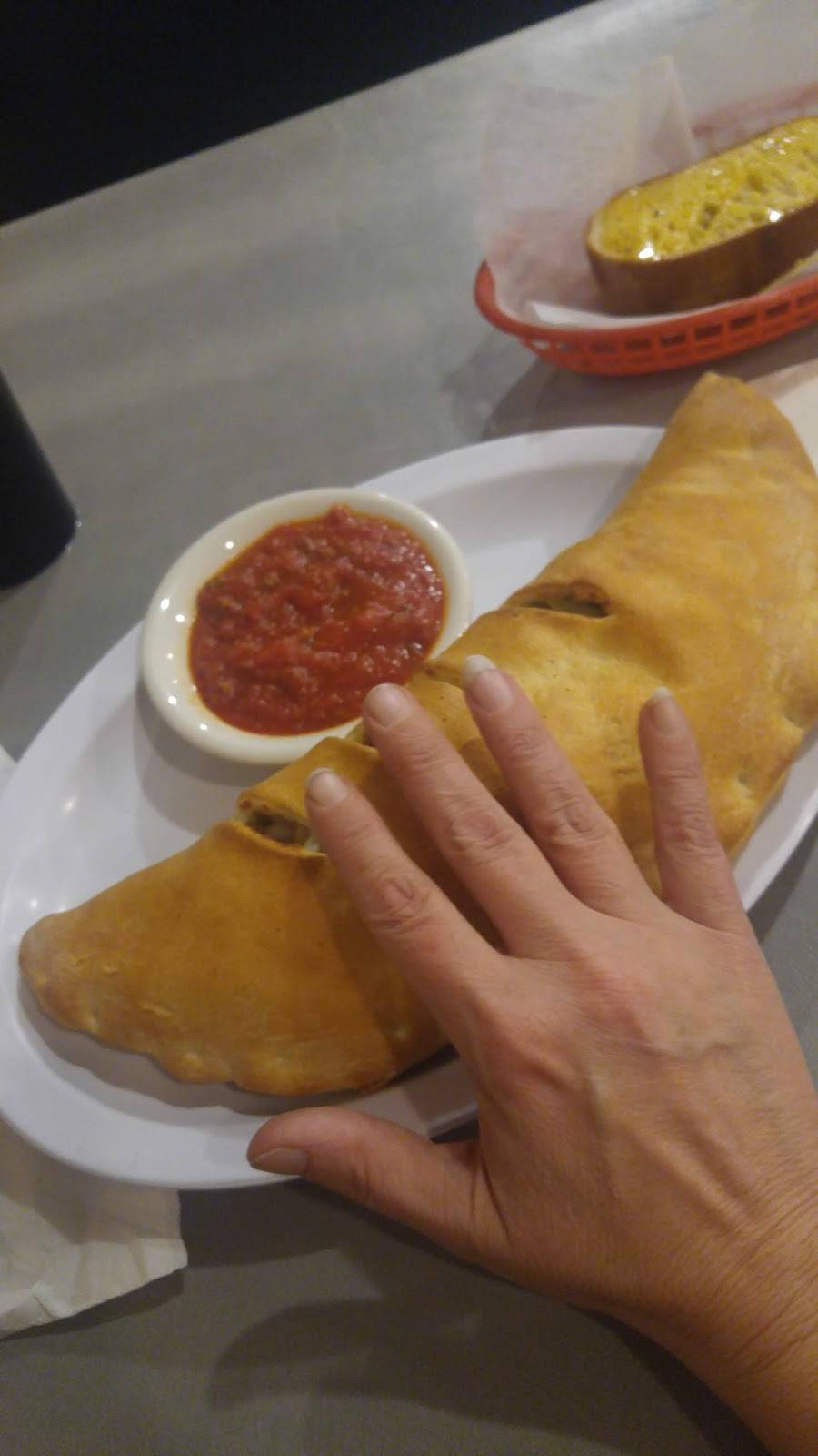 Pinos Pizza Italian Restaurant | restaurant | 618 Westover Dr, Danville, VA 24541, USA | 4347927466 OR +1 434-792-7466