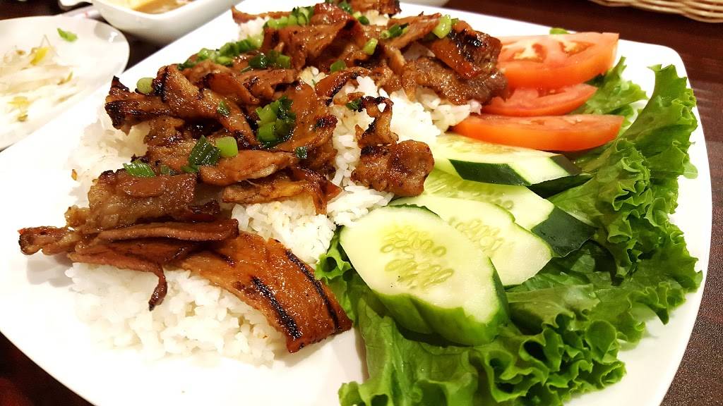 Pho Vinh | restaurant | 27861 Orchard Lake Rd, Farmington Hills, MI 48334, USA | 2488937368 OR +1 248-893-7368
