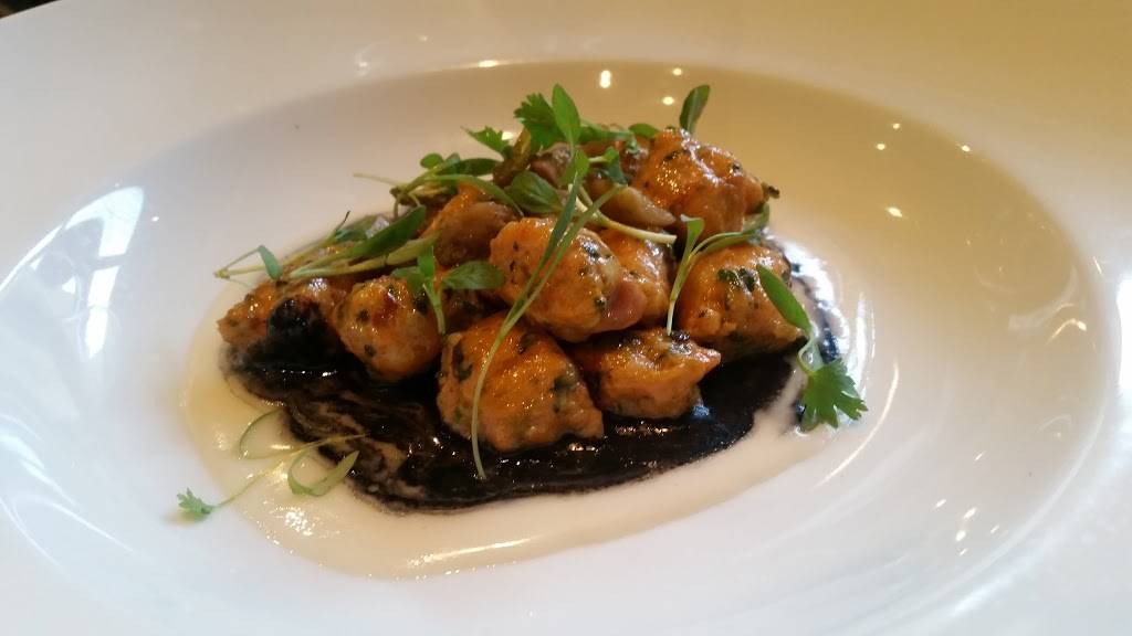 Txikito | restaurant | 240 9th Ave, New York, NY 10001, USA | 2122424730 OR +1 212-242-4730