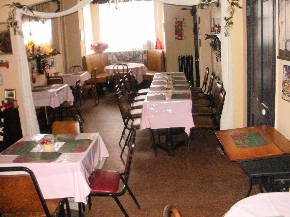 Margaret Helfers Good Eats Restaurant | restaurant | 24 West Lloyd Street, Shenandoah, PA 17976, USA | 5704000733 OR +1 570-400-0733