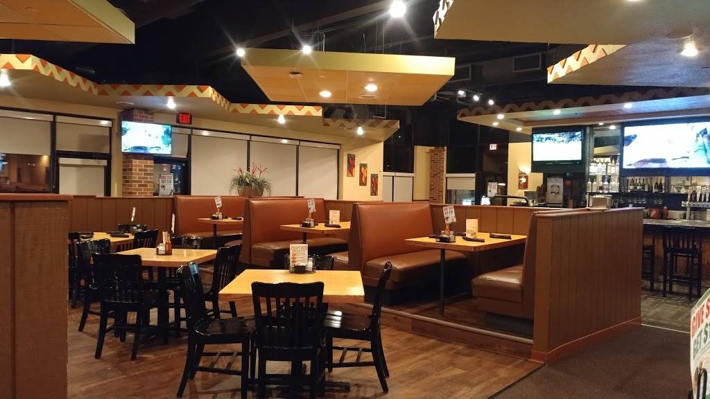 Jose Peppers Mexican Restaurant | restaurant | 1667 NE Douglas St, Lees Summit, MO 64086, USA | 8162469555 OR +1 816-246-9555