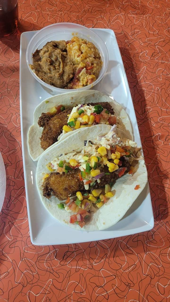 El loco Quesadilla | restaurant | 1919 E Big Beaver Rd, Troy, MI 48083, USA | 2486889181 OR +1 248-688-9181