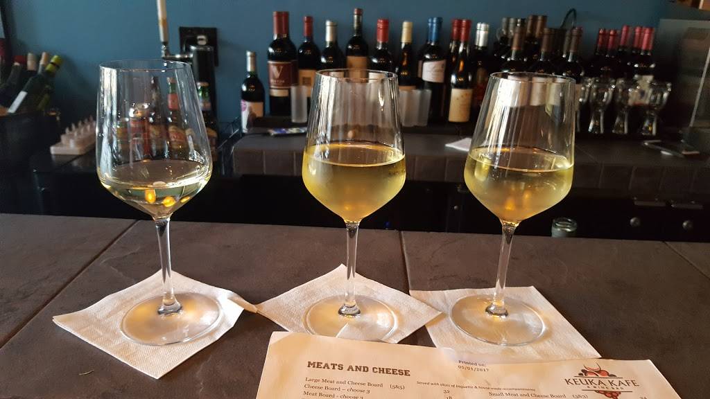 Keuka Kafe a Wine Bar | restaurant | 112-04 Queens Blvd, Forest Hills, NY 11375, USA | 7188801478 OR +1 718-880-1478