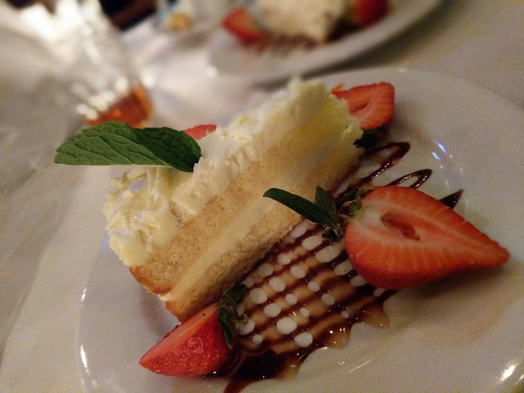 Olivios Trattoria | restaurant | 585 E Los Angeles Ave, Simi Valley, CA 93065, USA | 8057913705 OR +1 805-791-3705