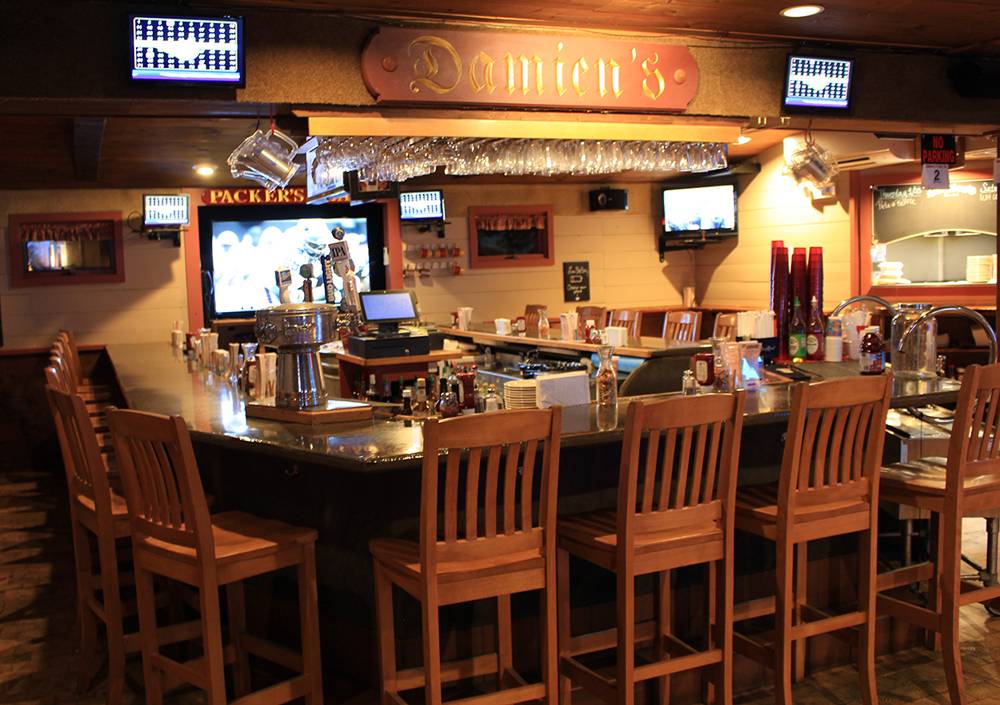 Damiens | restaurant | 279 Spring St #1025, Hanson, MA 02341, USA | 7814476556 OR +1 781-447-6556