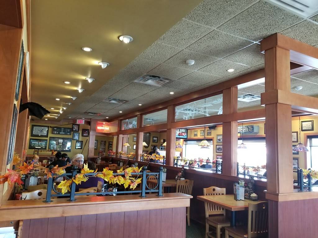 Applebees | restaurant | 2250 Division Rd, Windsor, ON N8W 5X5, Canada | 5199741122 OR +1 519-974-1122