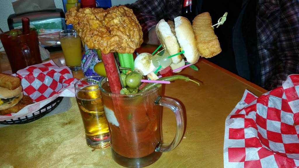 Silver Fox | meal takeaway | 118 E Main St, Marshall, WI 53559, USA | 6086558400 OR +1 608-655-8400