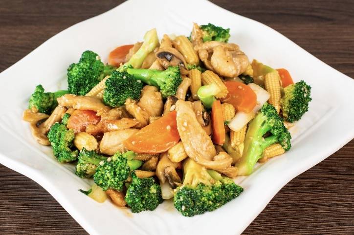 Chung’s Caribbean Hut | restaurant | 10045 Hurontario St #5, Brampton, ON L6Z 0E6, Canada | 9054979388 OR +1 905-497-9388